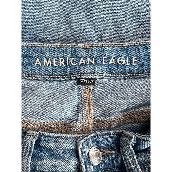 AMERICAN EAGLE Mom Straight Jeans High Waisted Distressed in Blue Women's Size 6 - Picture 11 of 14